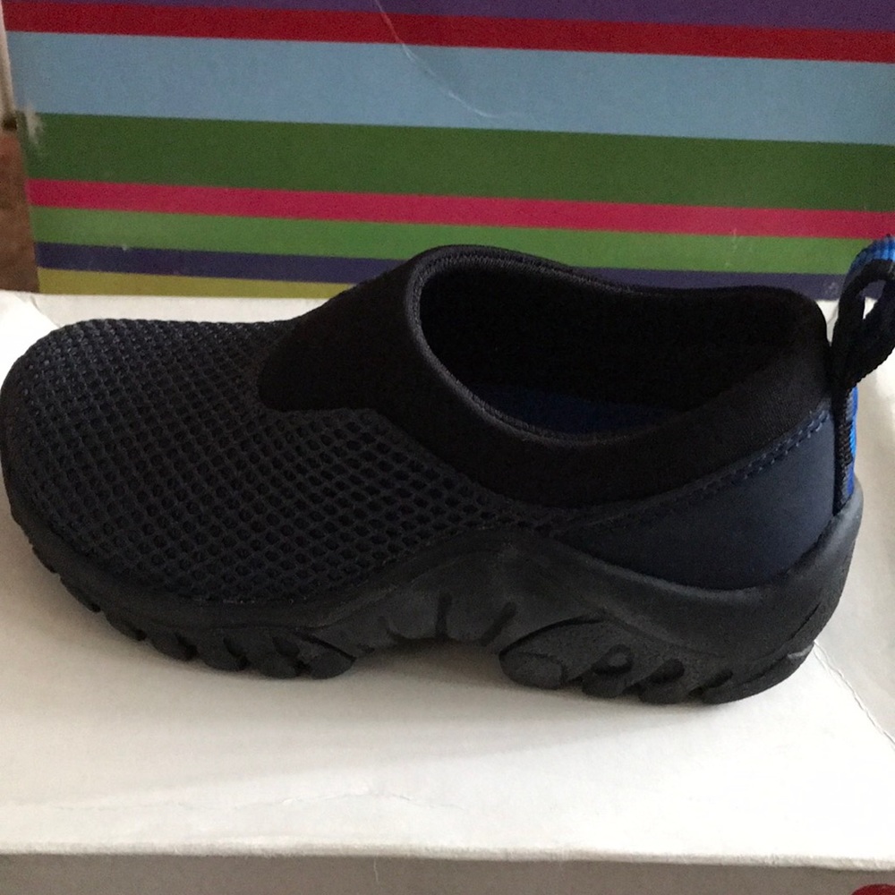 Boys sneakers